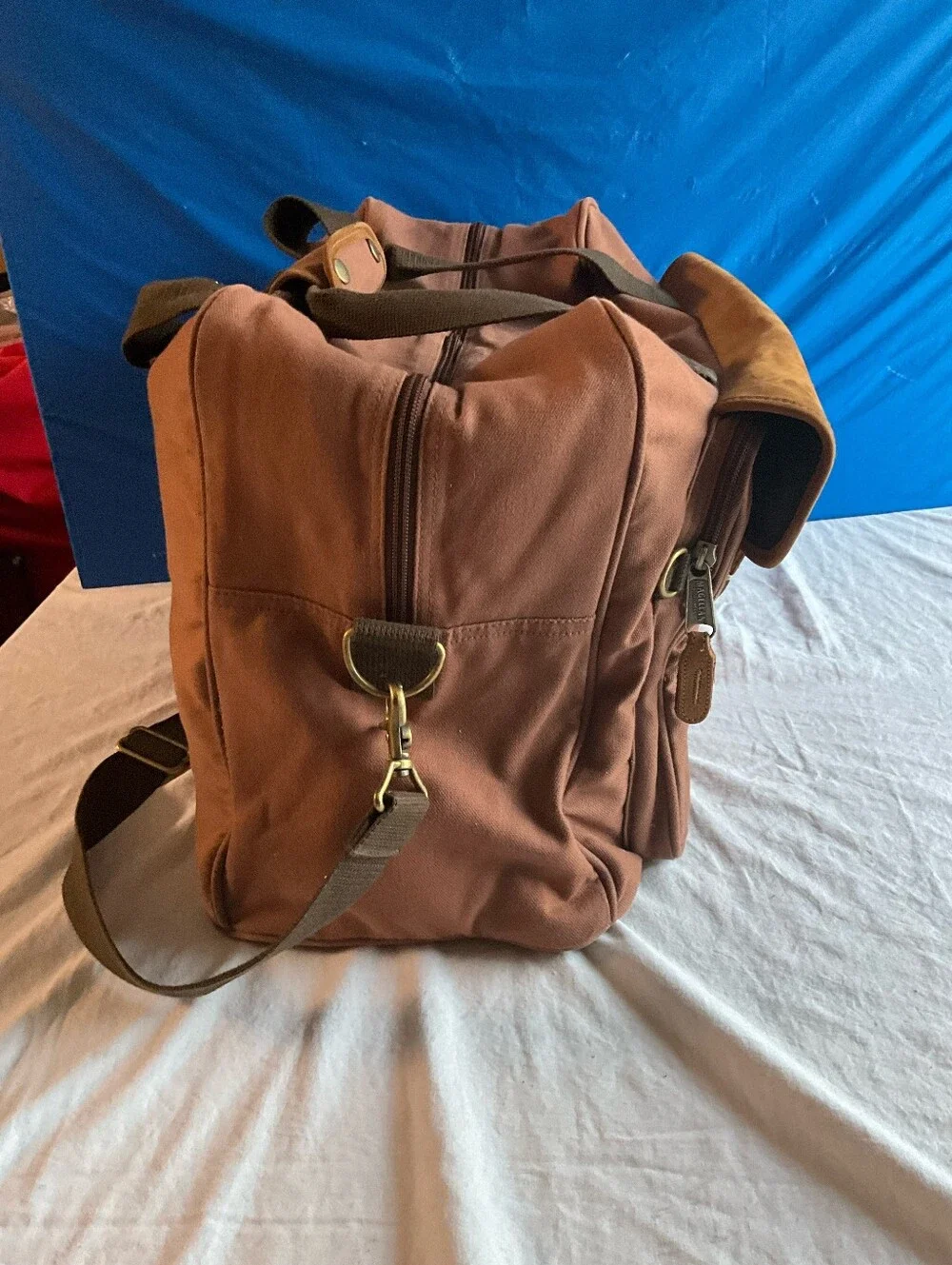 ​Magellan Sportswear Vintage Canvas & Suede Duffel Bag